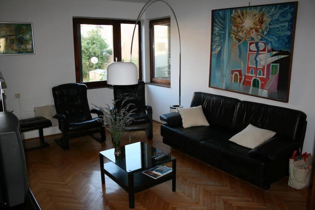 Apartment Cherry Ровинь Экстерьер фото
