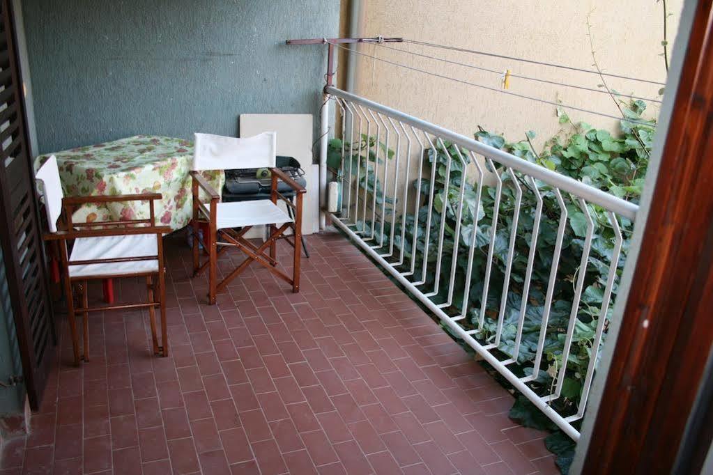 Apartment Cherry Ровинь Экстерьер фото