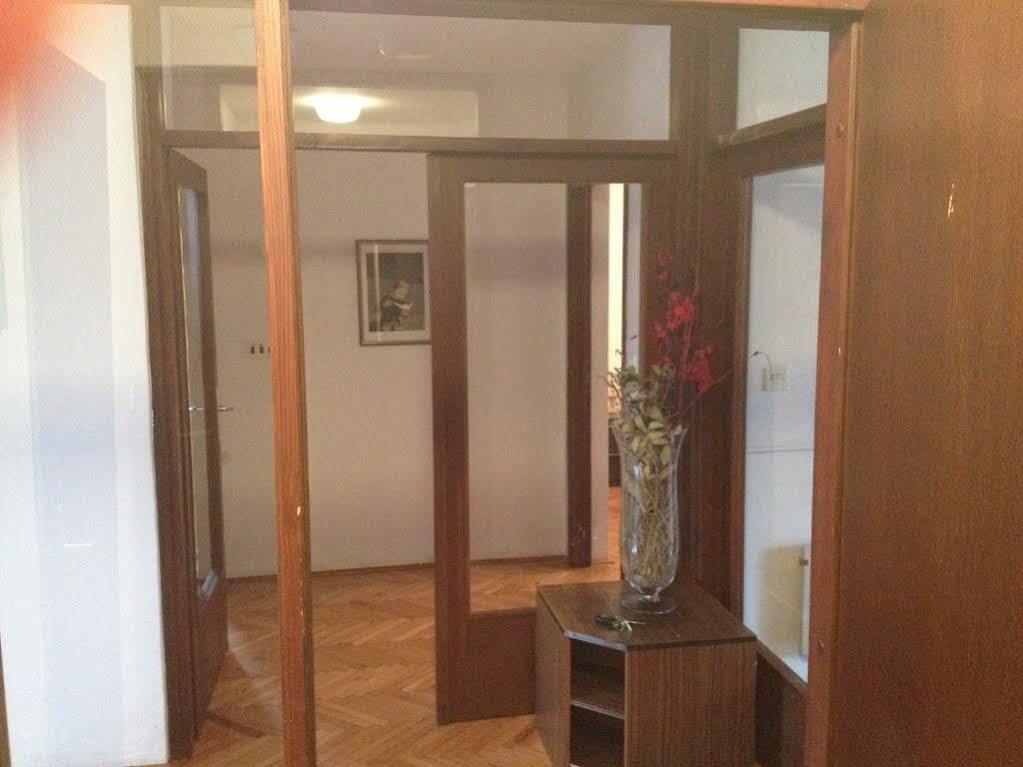 Apartment Cherry Ровинь Экстерьер фото